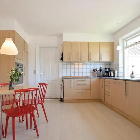 Five-bedroom In Nordenbro Vesteregn