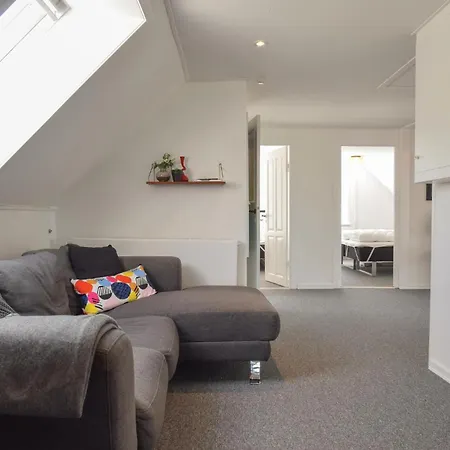 Five-bedroom In 펜션 *