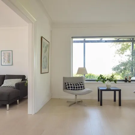 Five-bedroom In 펜션 Nordenbro Vesteregn